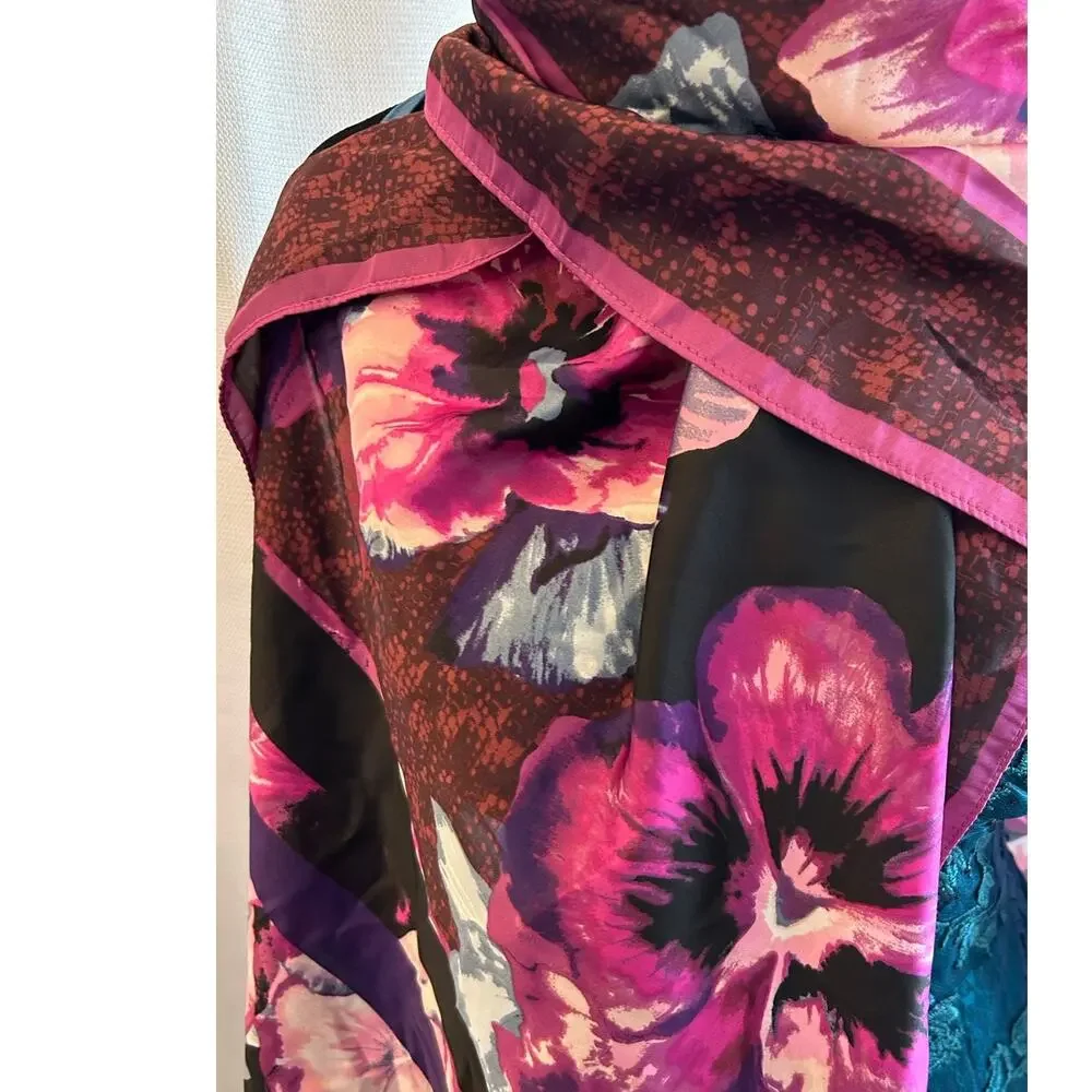 White House Black Market Viola Oblong Scarf Floral Pink‎ Purple NWT
